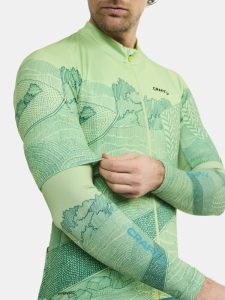 1904061-644643_Core20SubZ20Arm20Warmer_closeup2