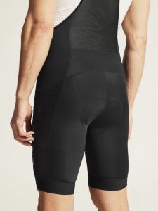 1907157-999000_Core20Essence20Bib20Shorts20M_closeup10