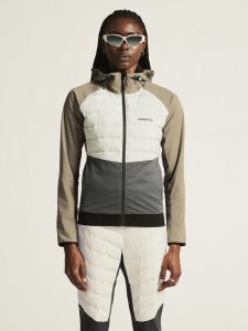 1907846-237905_ADV20Pursuit20Thermal20Jacket20W_closeup4