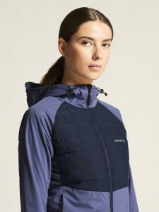 1907846-388396_ADV20Pursuit20Thermal20Jacket20W_closeup5