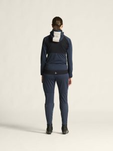 1907846-396905_ADV20Pursuit20Thermal20Jacket20W_closeup3