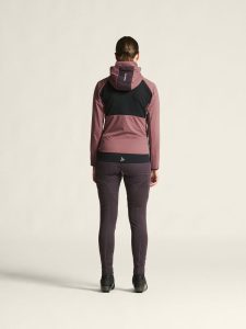 1907846-473499_ADV20Pursuit20Thermal20Jacket20W_closeup3