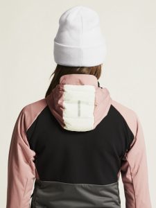 1907846-726905_ADV20Pursuit20Thermal20Jacket20W_closeup7