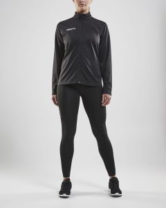1908106-999000_Squad20Jacket_Closeup6