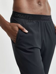 1908725-999000_ADV20Essence20Training20Pants_Closeup4