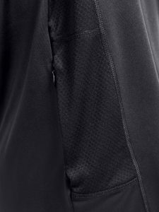 1908752-999000_ADV20Essence20SL20Tee_Closeup3