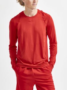 1908754-430000_ADV20Essence20LS20Tee_Closeup1
