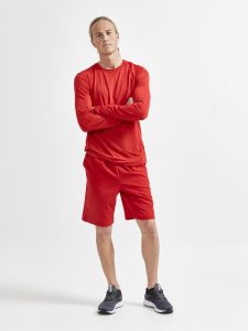 1908754-430000_ADV20Essence20LS20Tee_Closeup5