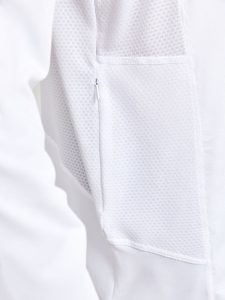1908754-900000_ADV20Essence20LS20Tee_Closeup4