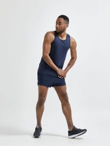 1908762-396000_ADV20Essence202-Inch20Stretch20Shorts_Closeup5