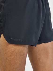 1908762-999000_ADV20Essence202-Inch20Stretch20Shorts_Closeup3