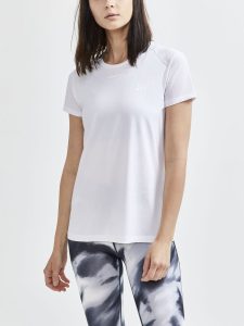 1908767-900000_ADV20Essence20SS20Slim20Tee_Closeup1