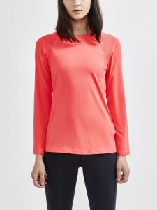 1908769-410000_ADV20Essence20LS20Tee_Closeup1