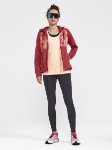 1908770-840000_ADV20Essence20Singlet20W_Closeup3