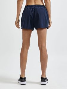 1908781-396000_ADV20Essence202-Inch20Stretch20Shorts_Closeup2