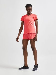 1908781-410000_ADV20Essence202-Inch20Stretch20Shorts_Closeup5