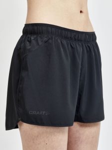 1908781-999000_ADV20Essence202-Inch20Stretch20Shorts_Closeup3