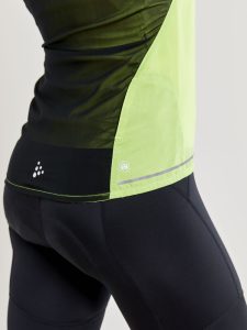 1908793-851000_Essence20Light20Wind20Vest_Closeup3