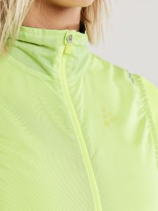 1908793_809000_Essence20Light20Wind20Vest_C5