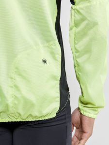 1908813-851000_Essence20Light20Wind20Jacket_Closeup3