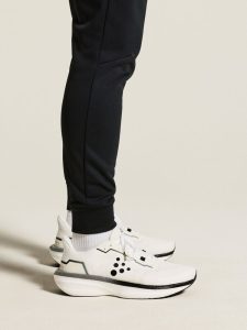 1909136-999000_ADV20Unify20Pants20M_closeup8