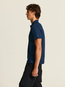 1909138-396200_CORE20Unify20Polo20Shirt2020M_closeup5