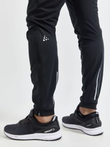 1909605-999000_ADV20Essence20Wind20Pants_Closeup3