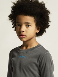1909712-985355_CORE20Warm20Baselayer20Set20Jr_closeup4