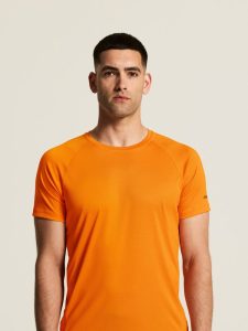 1909878-560000_Core20Unify20Training20Tee20M_closeup6