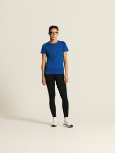 1909879-346000_Core20Unify20Training20Tee20W_closeup7