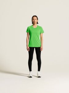 1909879-606000_Core20Unify20Training20Tee20W_closeup1