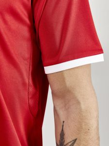 1910172-430000_Progress202.020Solid20Jersey20M_Closeup5