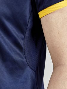 1910179-390552_Progress202.020Graphic20Jersey20W_Closeup5