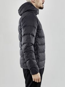1910390-985000_CORE20Explore20Isolate20Jacket20M_Closeup2