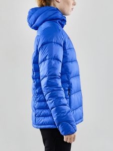 1910391-346000_CORE20Explore20Isolate20Jacket20W_Closeup2