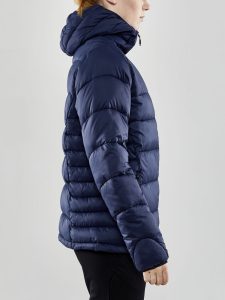 1910391-396000_CORE20Explore20Isolate20Jacket20W_Closeup2
