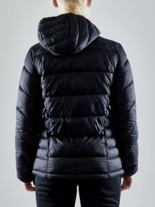 1910391-999000_Core20Explore20Isolate20Jacket20W_Closeup3