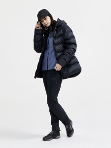 1910393-999000_ADV20Explore20Tech20Pants20W_Closeup6