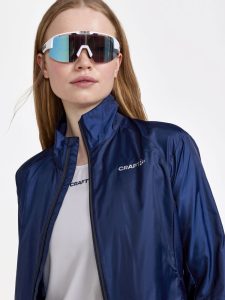1910427-396000_PRO20Hypervent20Jacket20W_Closeup3