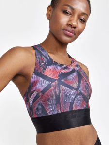1910502-999723_Core20Essence20Sports20Top20W_Closeup3