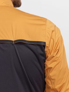 1910525-574992_Adv20Endur20Hydro20Jacket20M_Closeup3