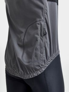 1910525-999985_Adv20Endur20Hydro20Jkt20M_Closeup4