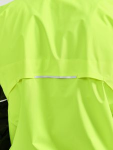 1910531-851999_Core20Endur20Hydro20Jacket20M_Closeup3