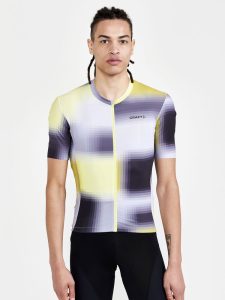 1910535-007541_Adv20Aero20Jersey20M_Closeup1