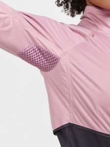 1910559-743992_Adv20Endur20Hydro20Jacket20W_Closeup6