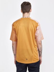 1910568-574000_Adv20Offroad20XT20SS20Jersey20M_Closeup2