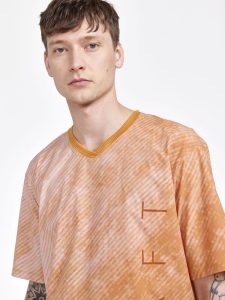 1910568-574000_Adv20Offroad20XT20SS20Jersey20M_Closeup4