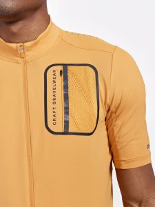 1910571-574000_Adv20Gravel20SS20Jersey20M_Closeup3