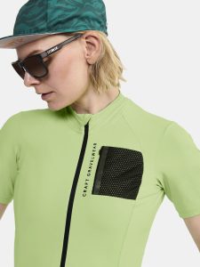 1910581-644999_Adv20Gravel20SS20Jersey20W_closeup4