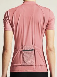 1910581-752000_Adv20Gravel20SS20Jersey20W_closeup7
